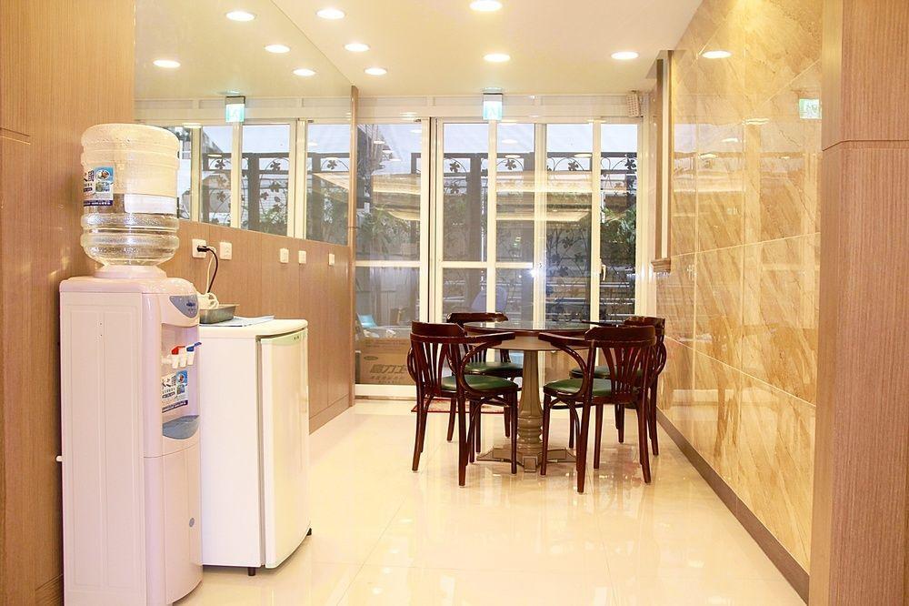 Penginapan Tianmu Star Urban Living Taipei
